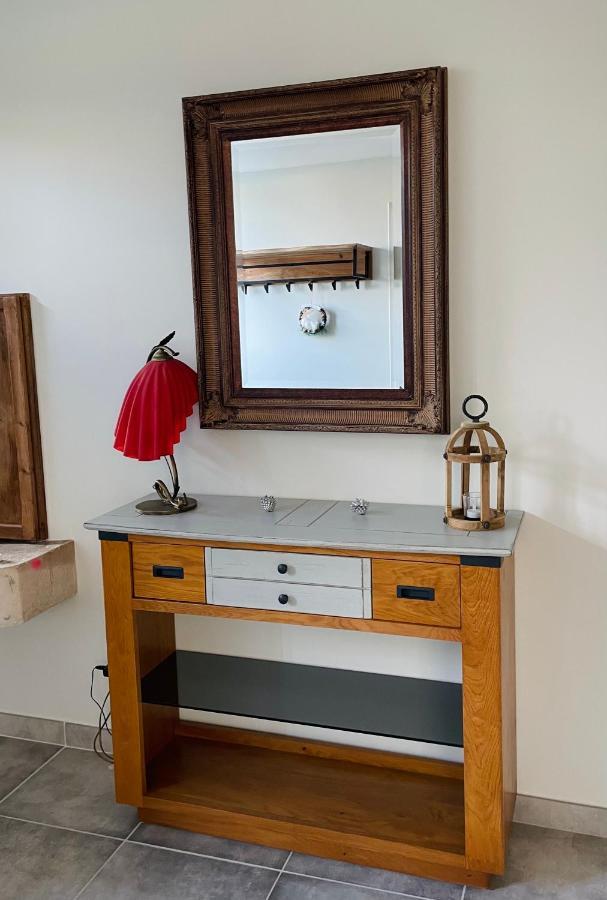 Chez la Rose luxueuse cottage avec jacuzzi Rouvres-la-Chétive Extérieur photo