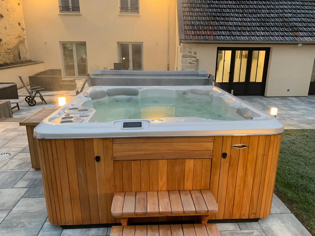 Chez la Rose luxueuse cottage avec jacuzzi Rouvres-la-Chétive Extérieur photo